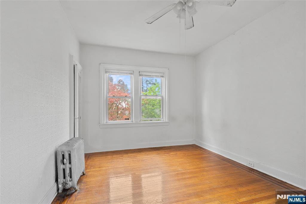 279-281 19th Avenue - Photo 5