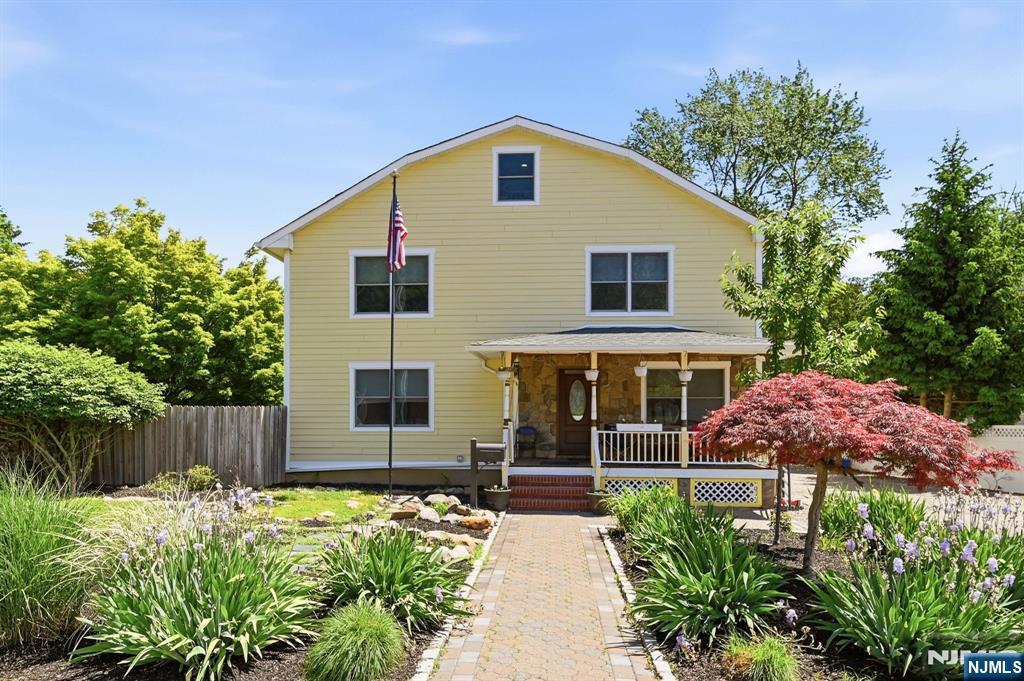 188 Doretta Street - Photo 1