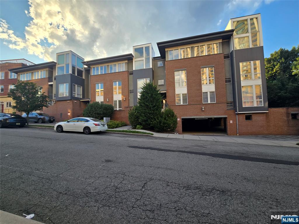 255 Laird Avenue 2 - Photo 1