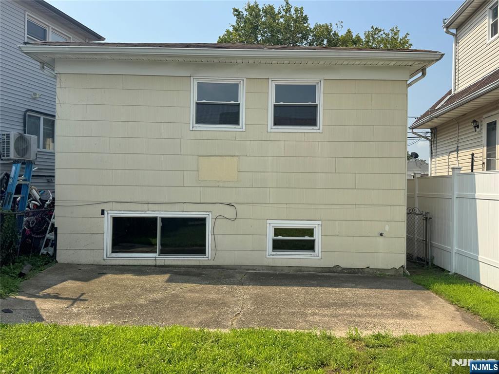 71 Suburbia Court