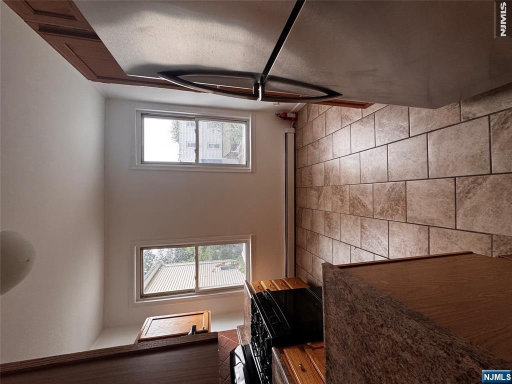 4702 Cottage Avenue 2 - Photo 4