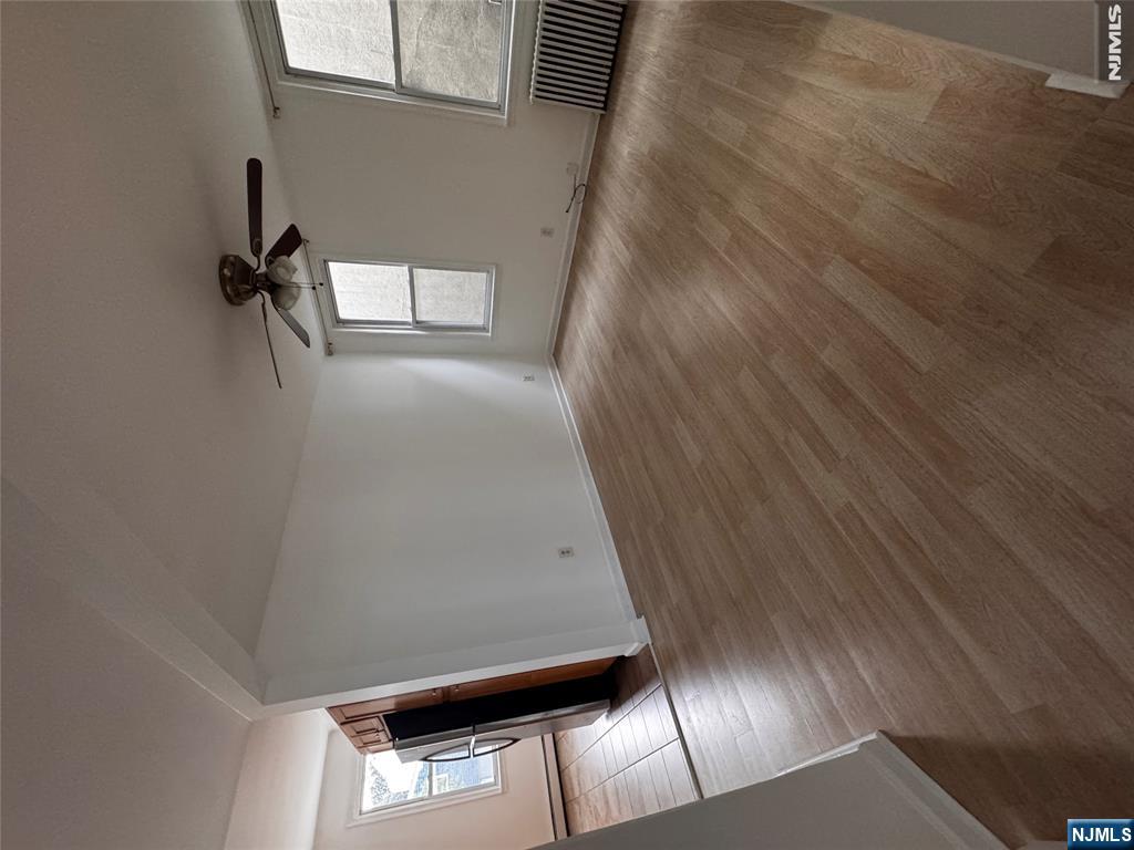 4702 Cottage Avenue 2 - Photo 5