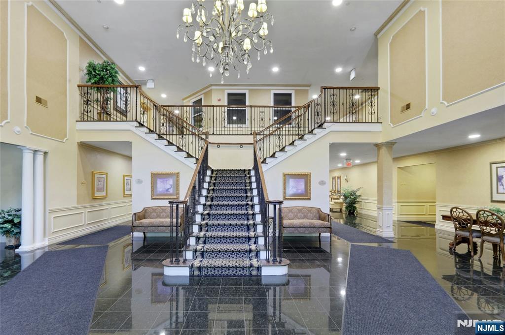 100 Ridgewood Road 215 - Photo 3