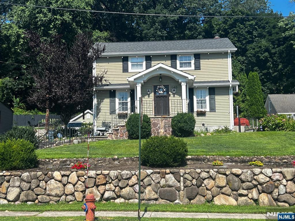 140 Watchung Drive - Photo 1