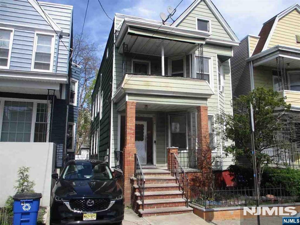 38 Armstrong Avenue - Photo 1
