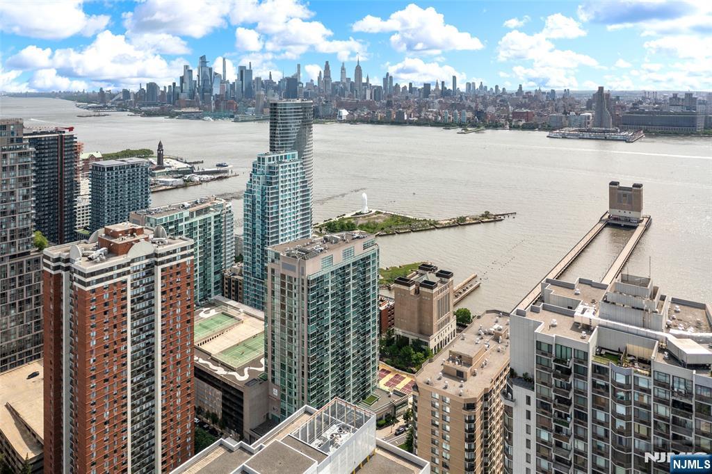 20 Newport Parkway #2311