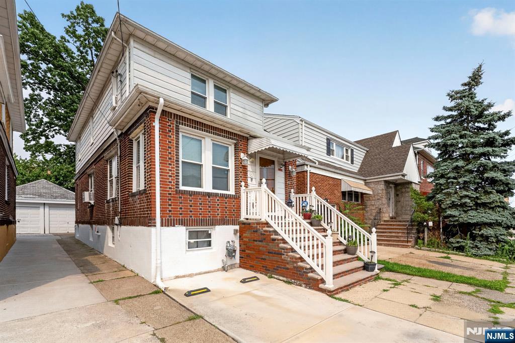 391 Morningside Avenue - Photo 2