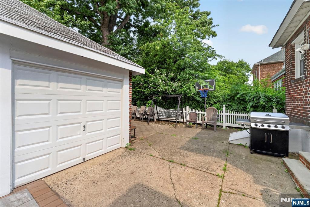 391 Morningside Avenue