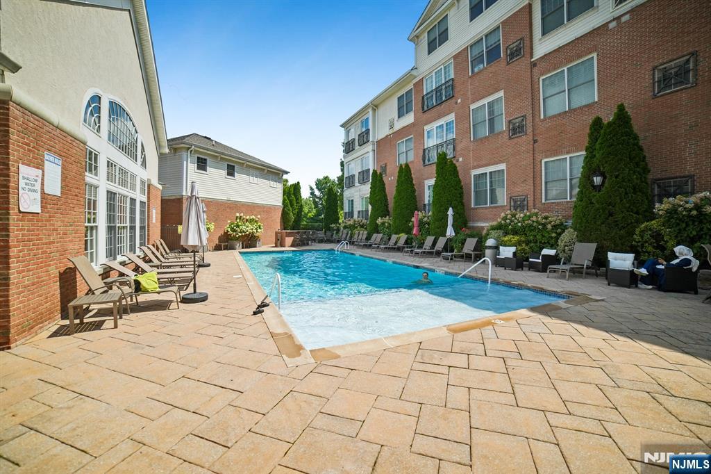 4101 Piermont #1203