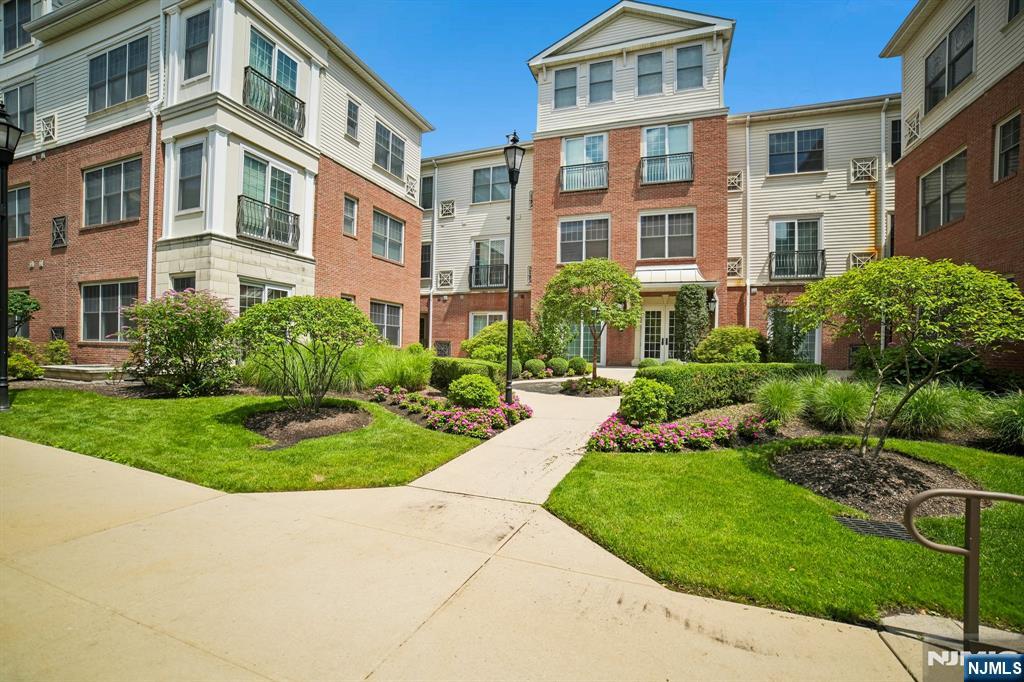 4101 Piermont #1203