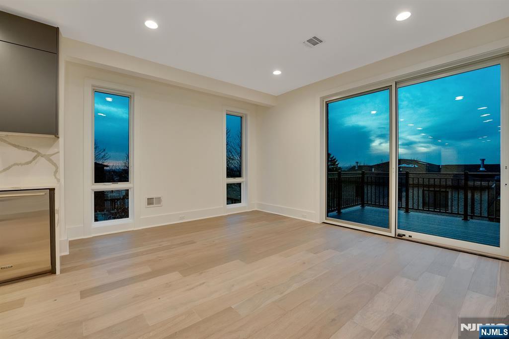 Photo 2 of Townhouse for sale at 529 5th Street #A, Palisades Park, NJ 07650 | MLS# 26029206 | Listing updated on 2026-09-15