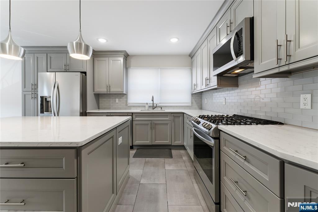 312 Glen Avenue 1st Flr - Photo 2