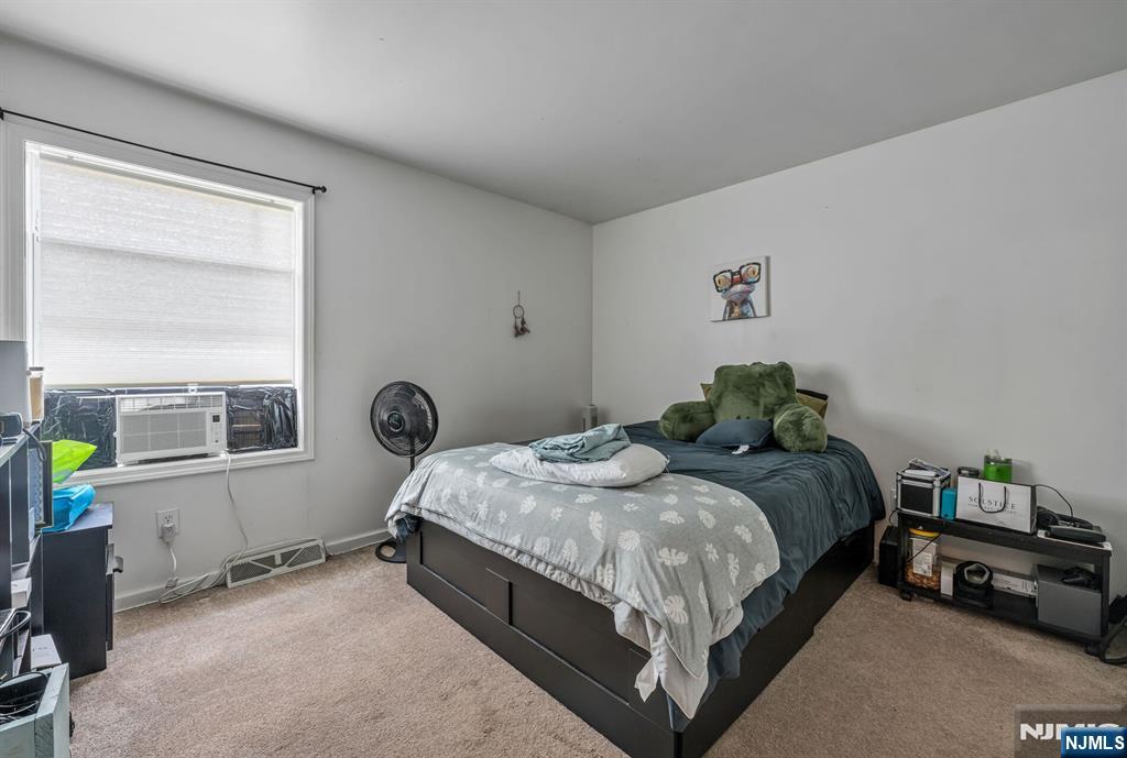 68 Greenwood Avenue
