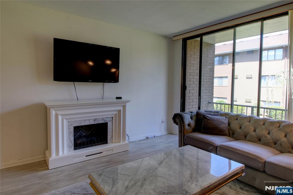 464 Liberty Street C212 - Photo 2