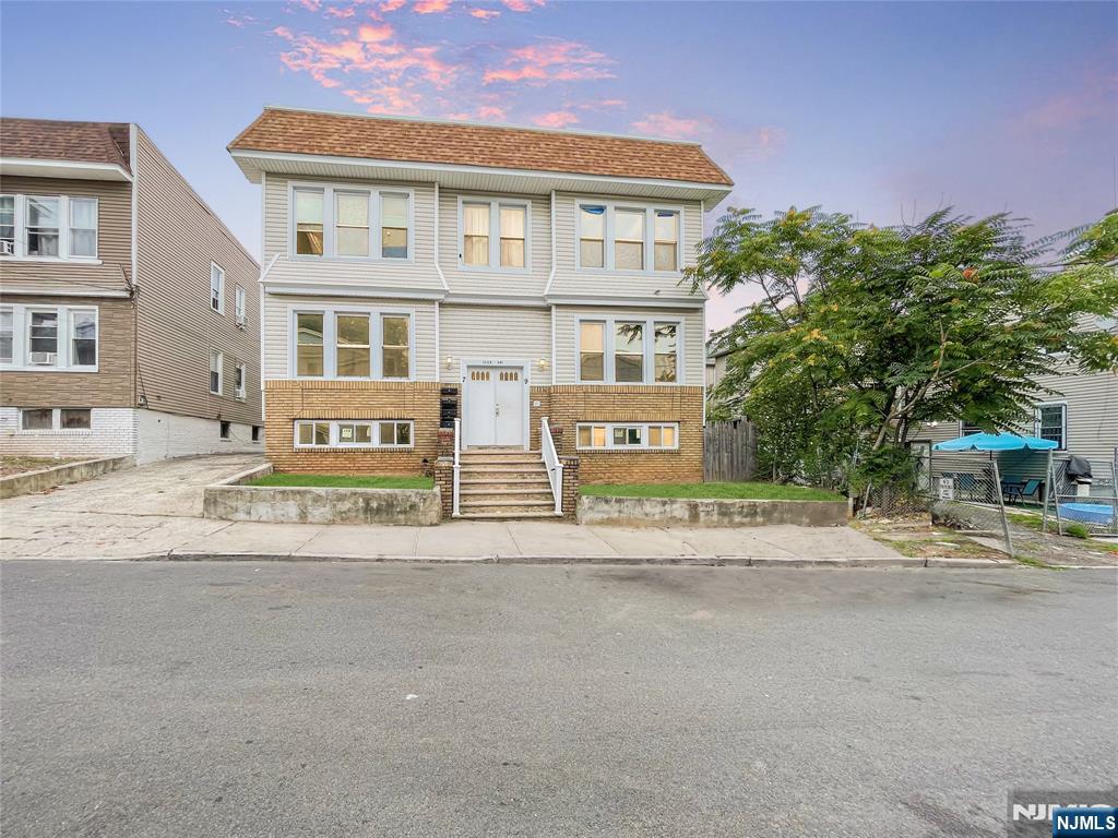 9 Patten Place - Photo 1