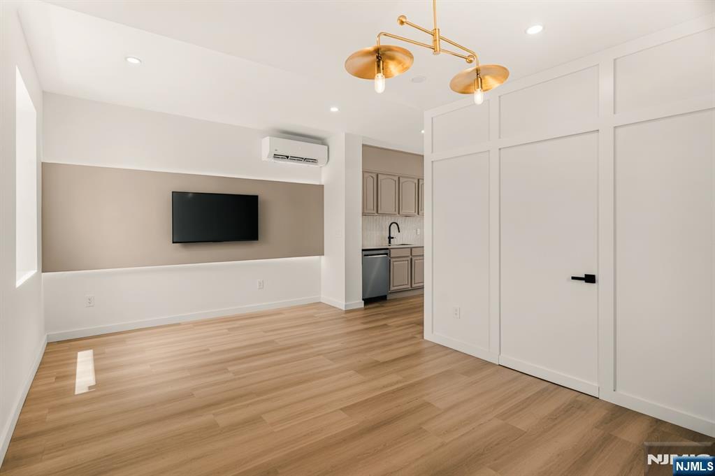 69 Chestnut Street - Photo 5