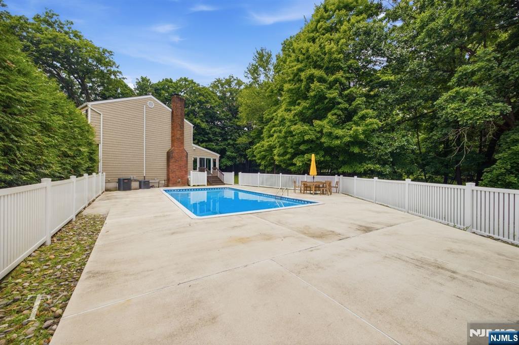 29 Sunrise Lane