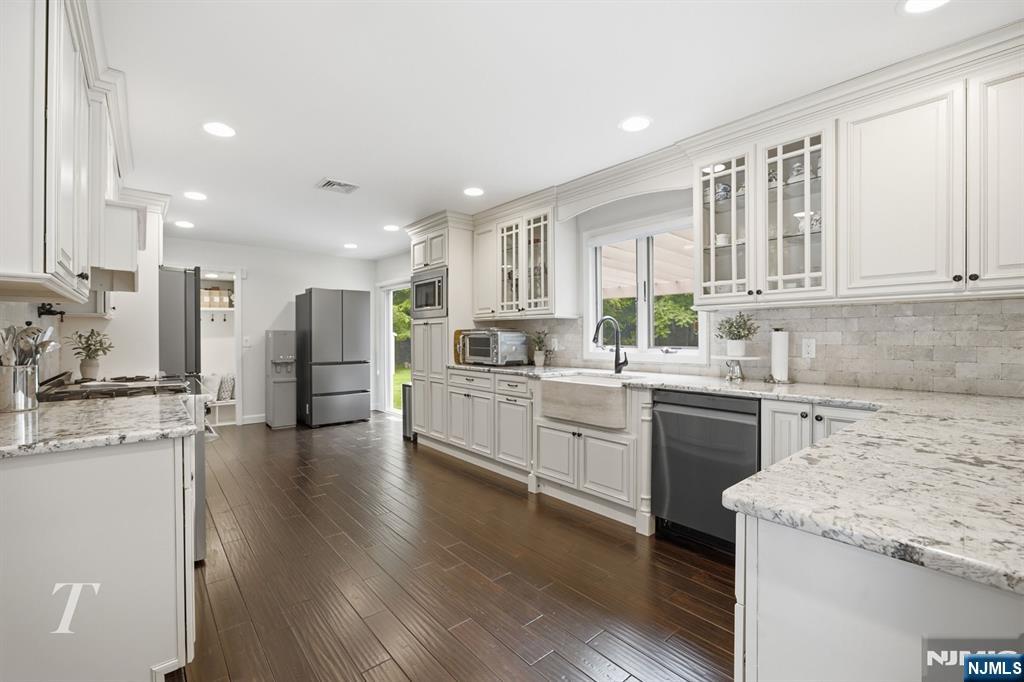 29 Sunrise Lane
