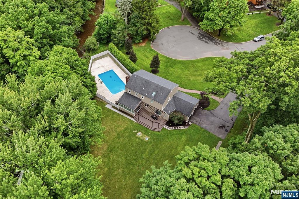 29 Sunrise Lane