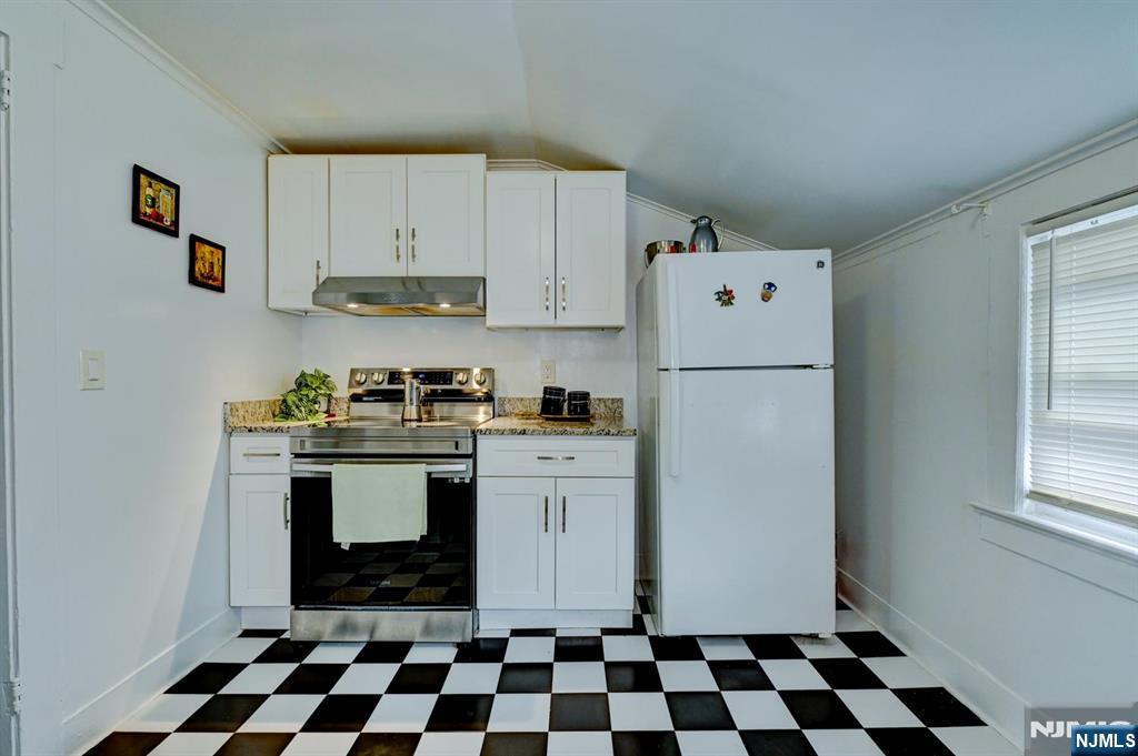 275 Greylock Parkway