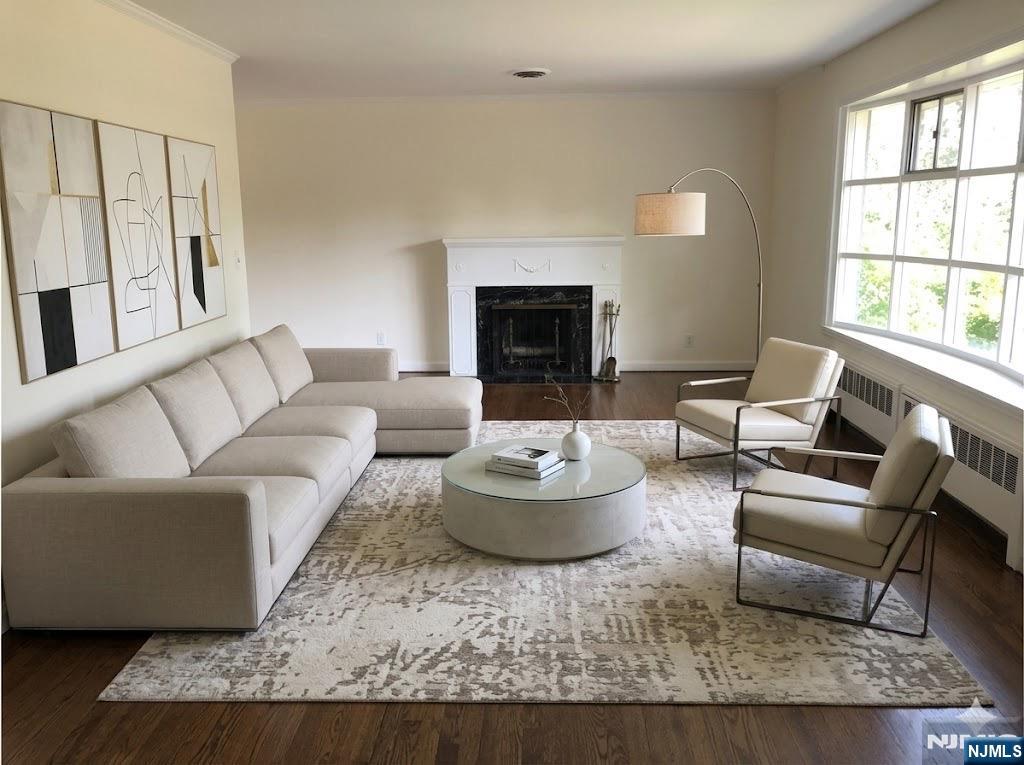 85 Phelps Avenue - Photo 2