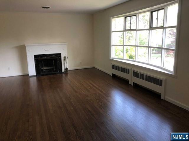 85 Phelps Avenue - Photo 3