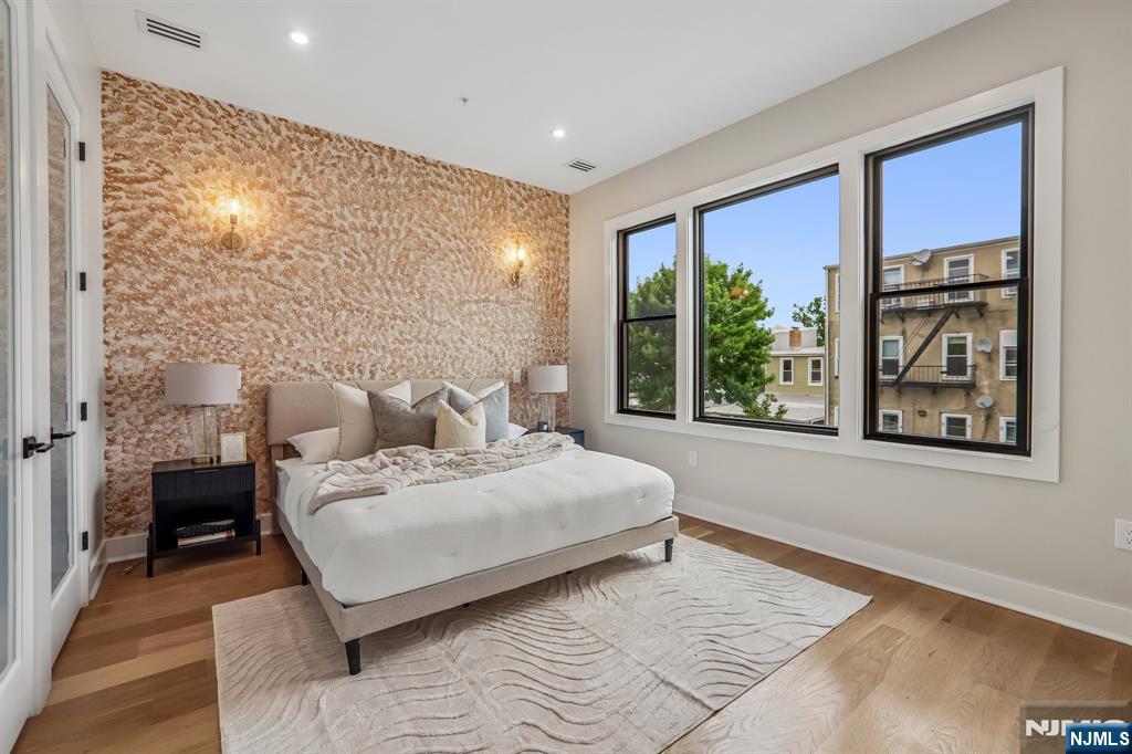 78 Zabriskie Street #3