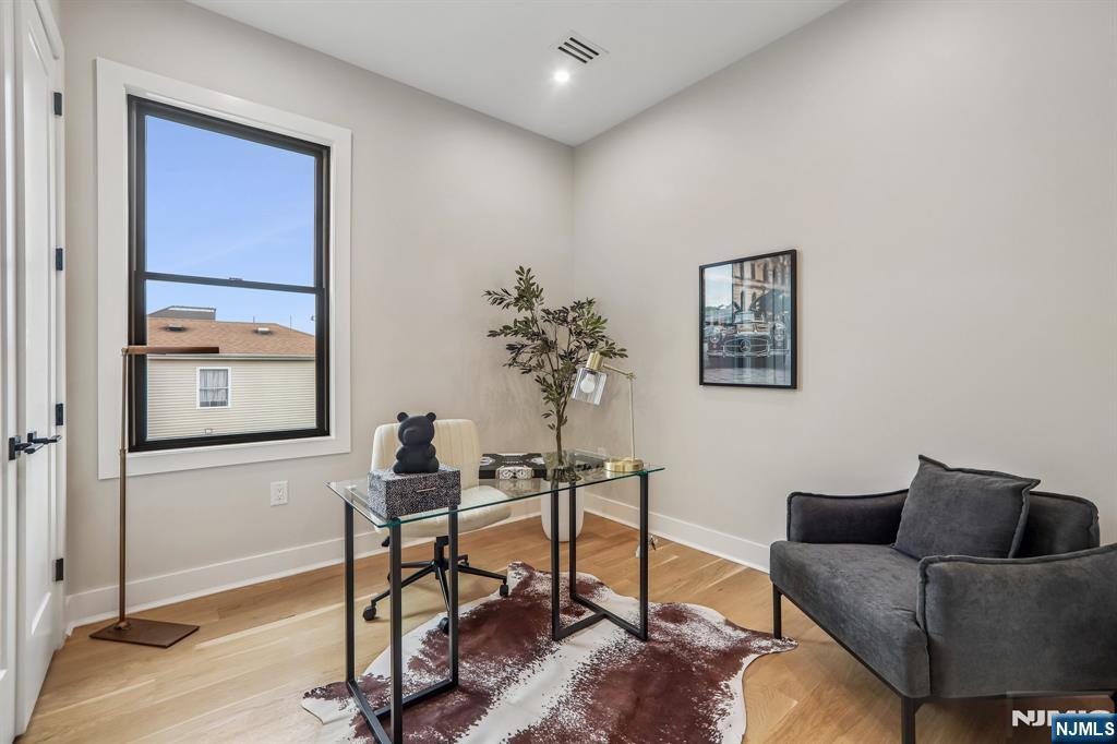 78 Zabriskie Street #3