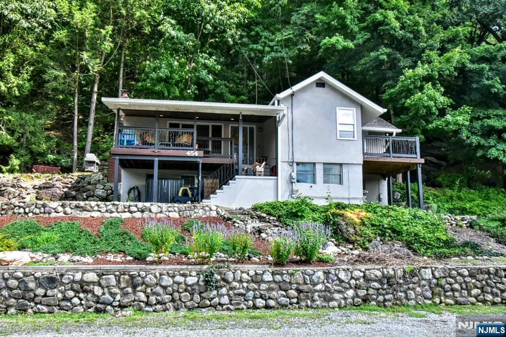 454 Skyline Lake Drive - Photo 1