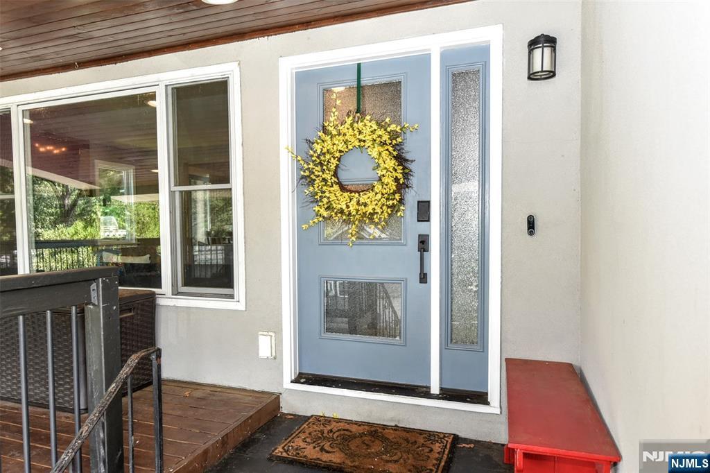 454 Skyline Lake Drive - Photo 4