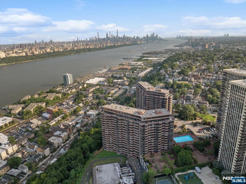 100 Carlyle Drive VG6 - Photo 2