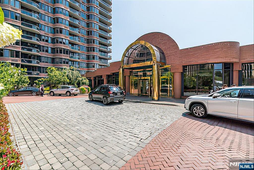 100 Carlyle Drive VG6 - Photo 3