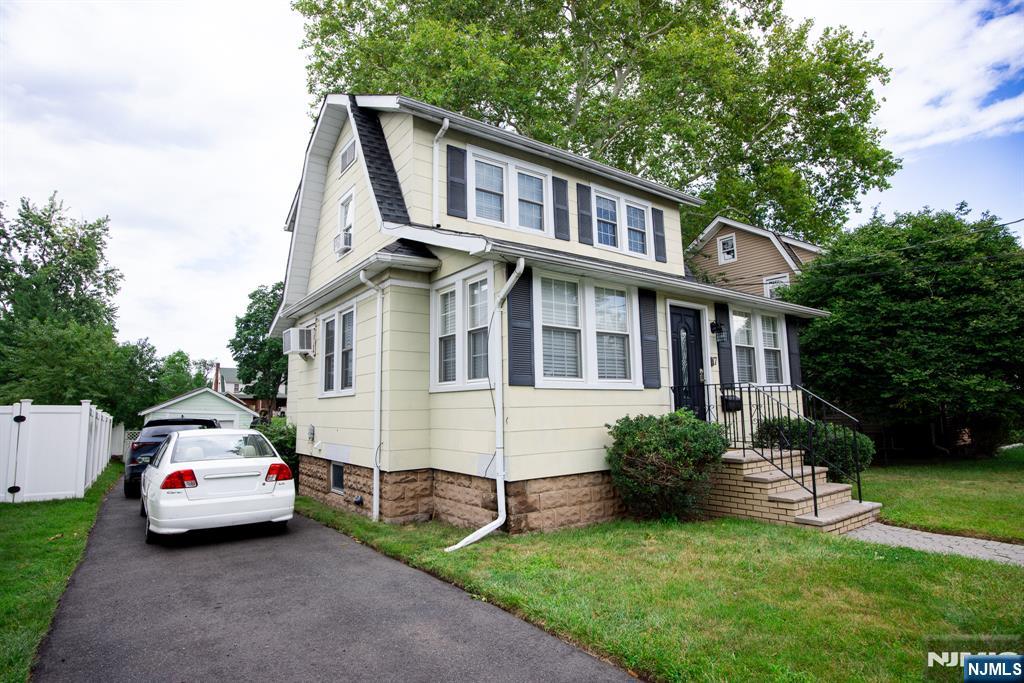 17 Carnation Street - Photo 2