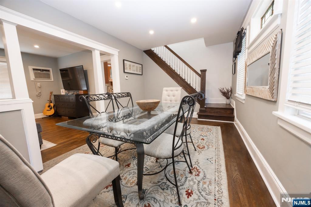 17 Carnation Street