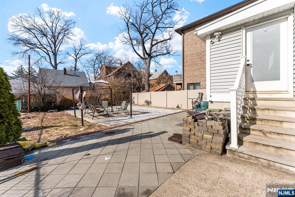 789 Harvard Place