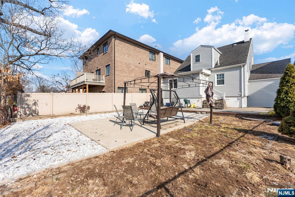 789 Harvard Place