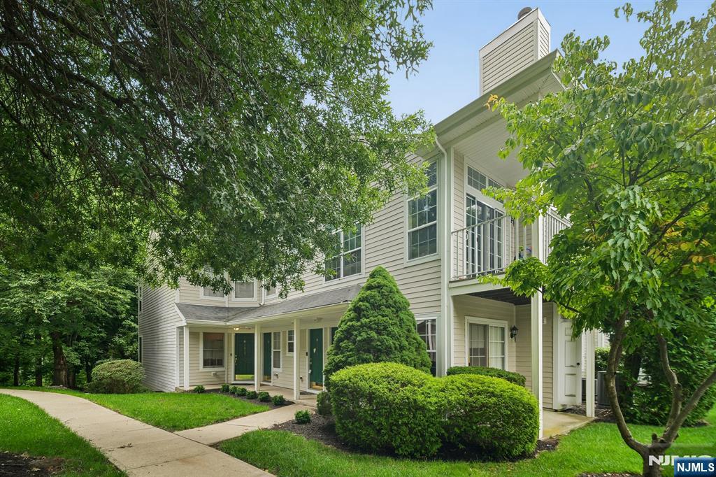 1415 York Street - Photo 1