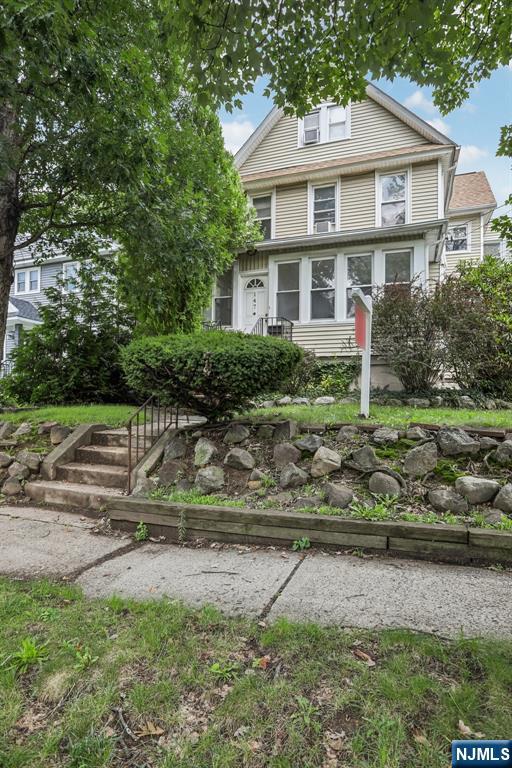 147 Phelps Avenue - Photo 5