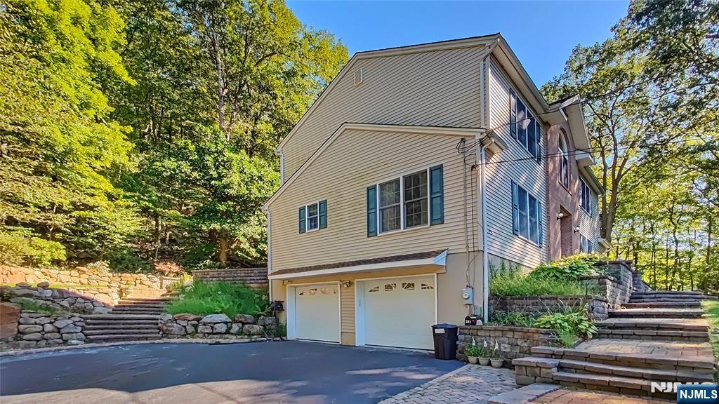 281 Kinnelon Road - Photo 3