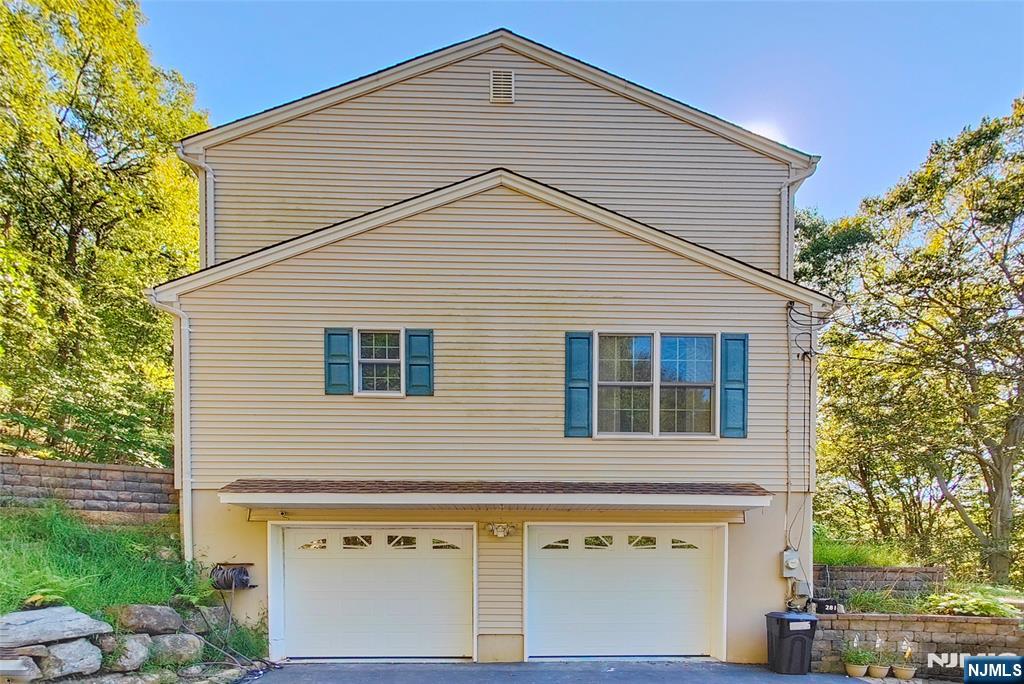 281 Kinnelon Road - Photo 4