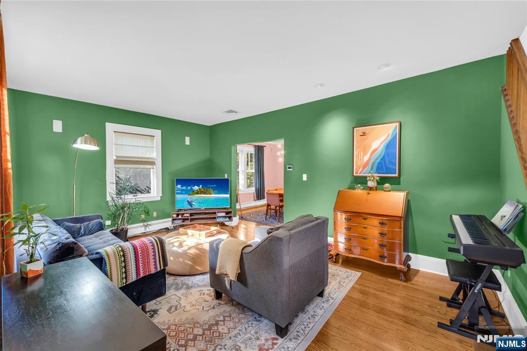 37 Kensington Avenue - Photo 4