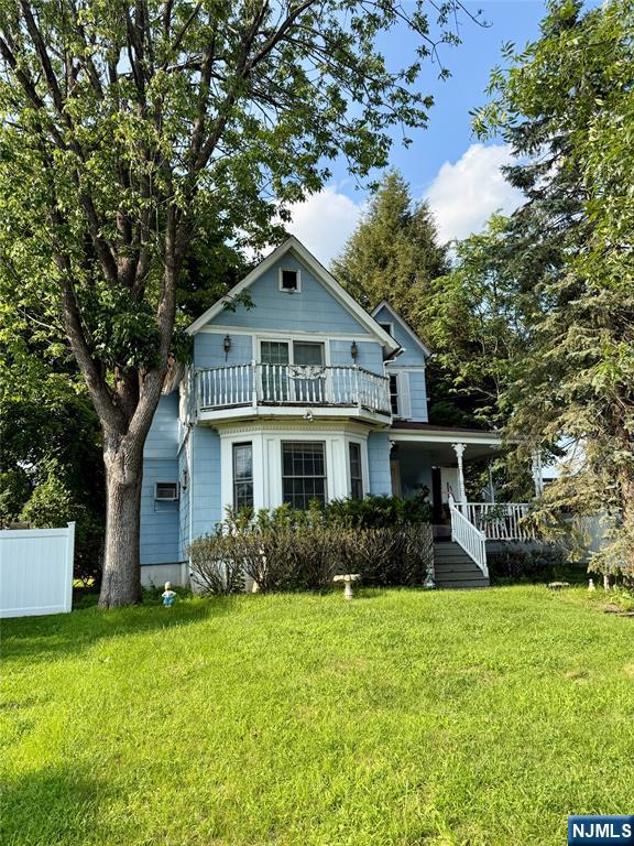 542 Westwood Ave, River Vale, NJ 07675
