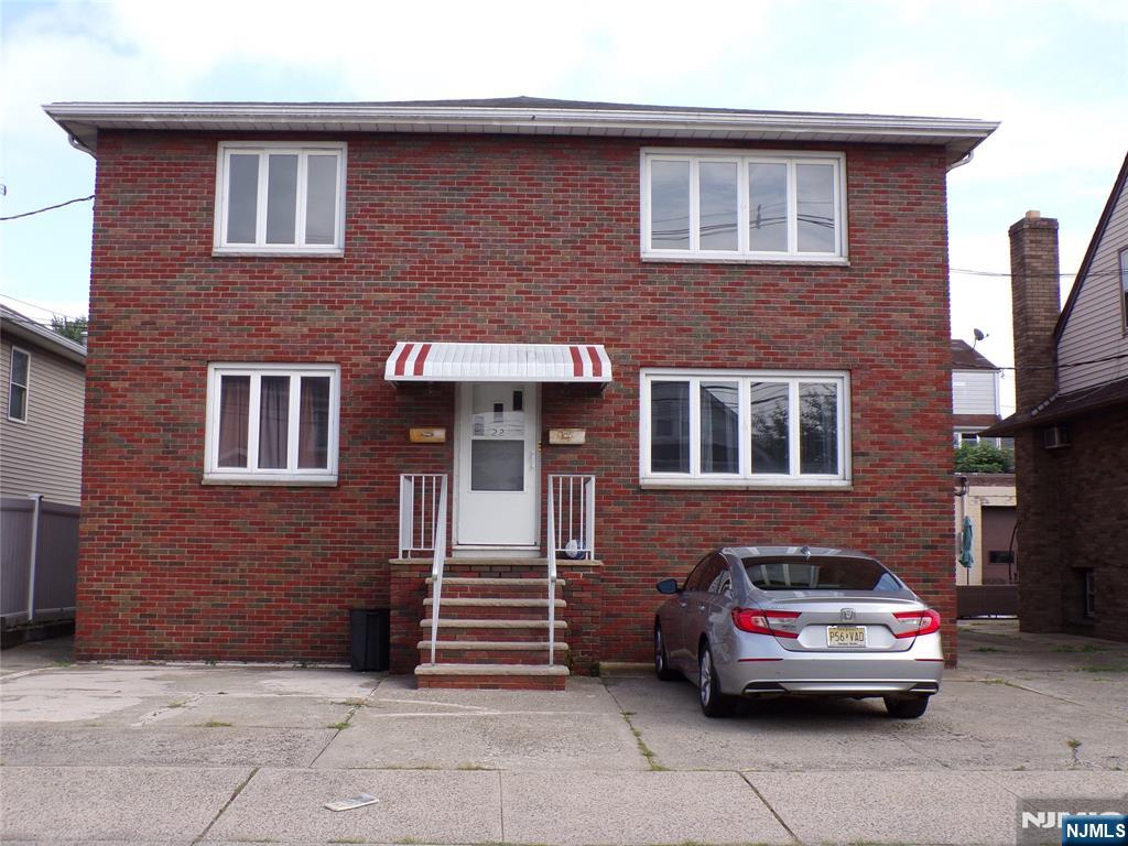 22 John Street 2 - Photo 1
