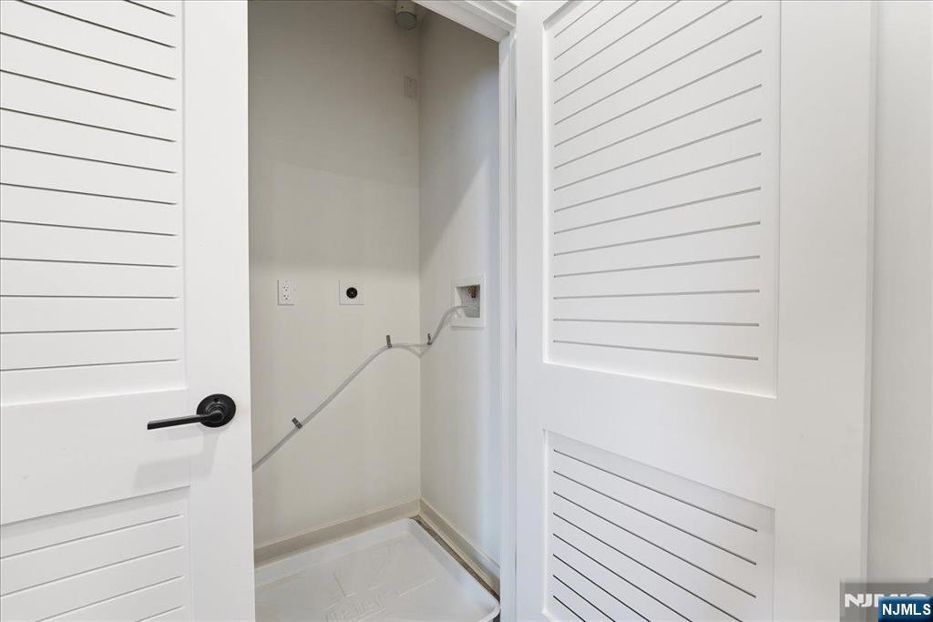 660 Bloomfield Avenue #405