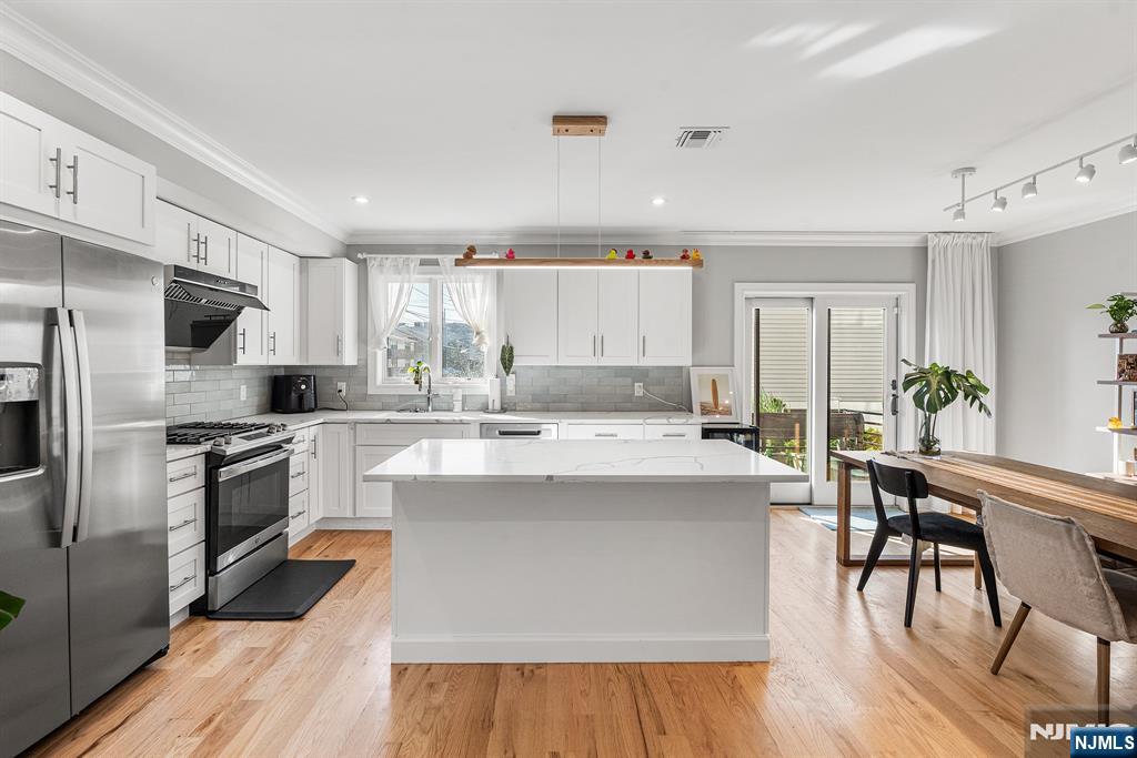 305 8th Street 1 - Photo 1