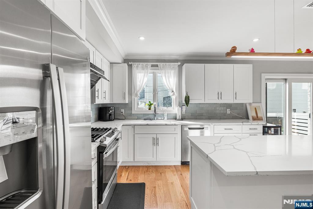 305 8th Street 1 - Photo 5