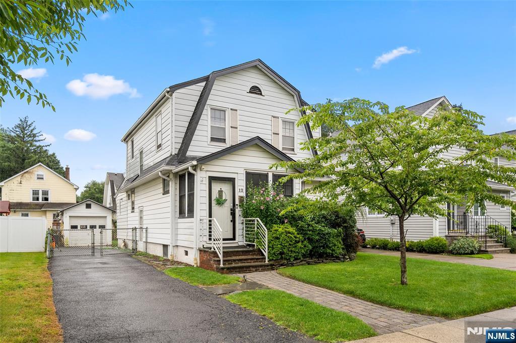 12 Holland Avenue - Photo 1
