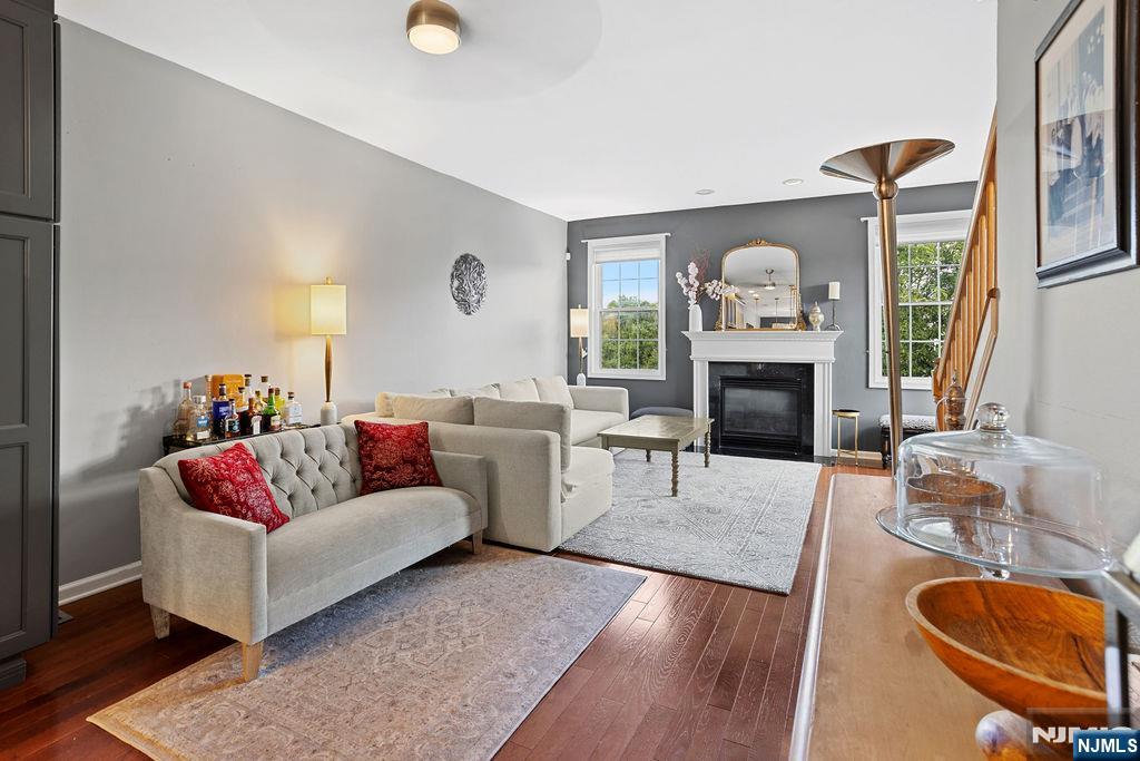 400 Manchester Drive 4071 - Photo 1