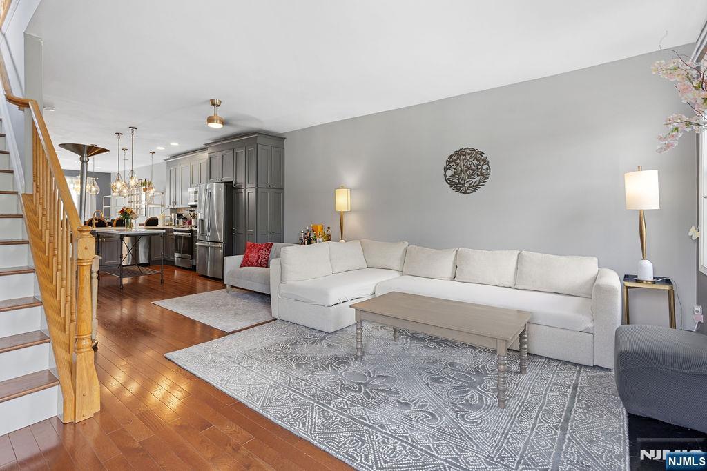 400 Manchester Drive 4071 - Photo 3