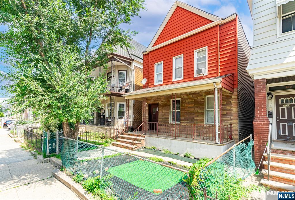 102 Claremont Avenue - Photo 2